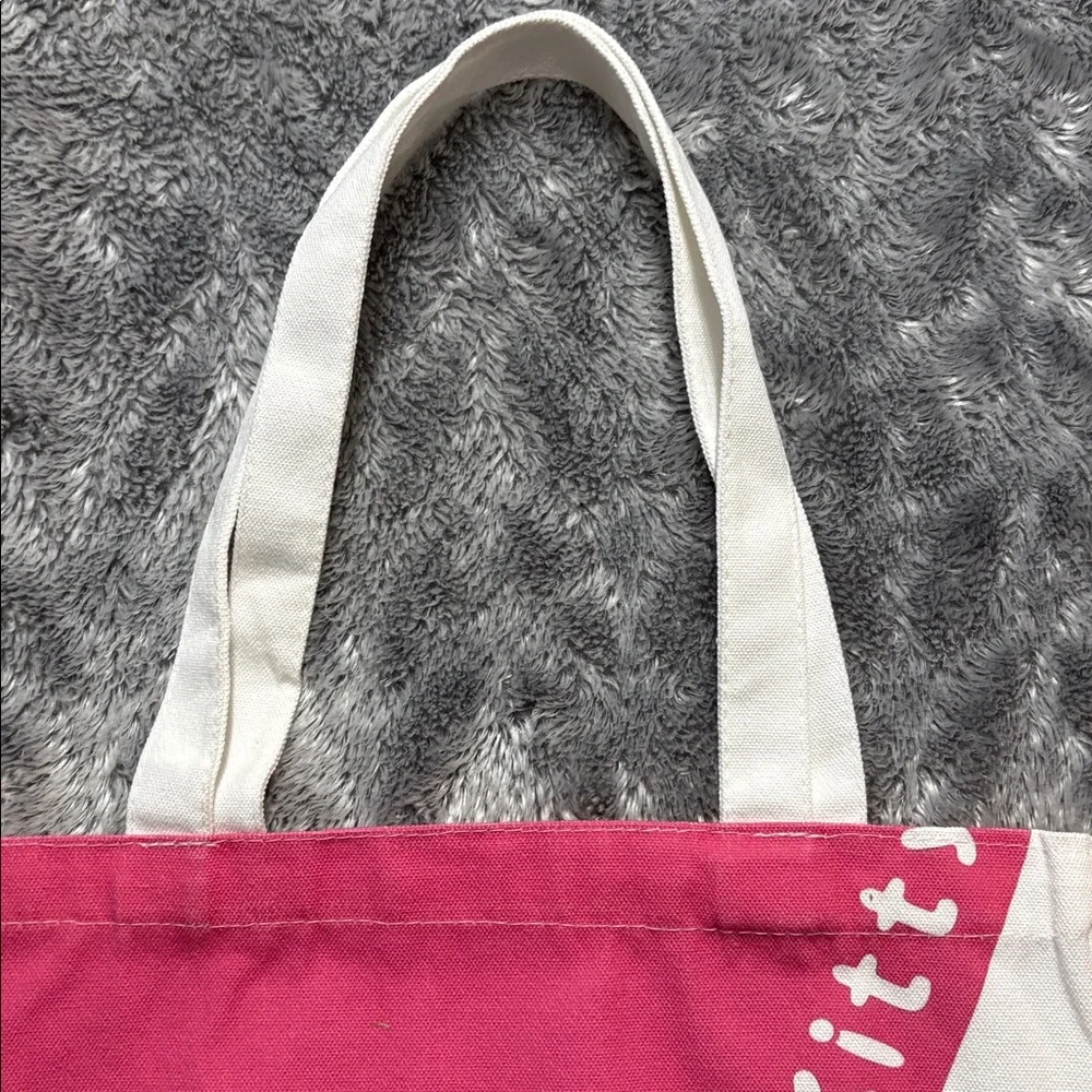 Hello Kitty Tote - Picture 5 of 11